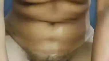 The horny babe takes her lover’s huge dick in her desi pussy