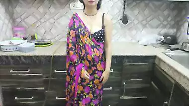 Indian Desi Bhabhi was taken to the field and made into a mare and fucked in kitchen