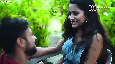 DESI GIRL SUDIPA FUCKED BY HER BOY FREIND IN PARK IN RAIN FULL OUTDOOR