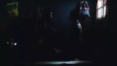 Actress Radhika Apte sex viral scene in sister midnight