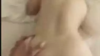 Desi curvy ass paki bhabhi fucked hard by hubby in doggy