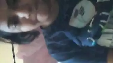 Sexy Desi Girl Showing Boobs (Updates)