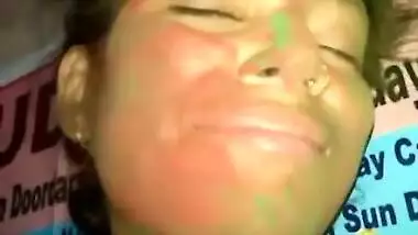 Slim house wife enjoy home sex with her spouse on Holi