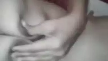 Desi cheats on husband with online XXX viewers opening sex hole for them