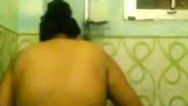 Booby Bengali Babe Bath