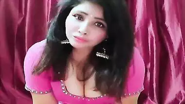 Bhabhi Boobs Show