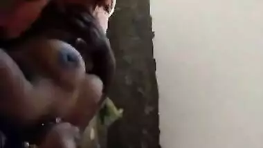 Bubbly vasundra aunty banged by next door guys