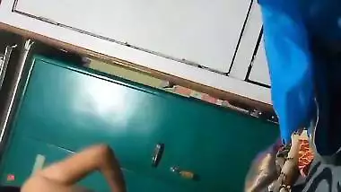 Hot mom dress change boobs show viral topless clip