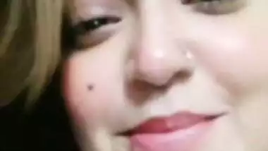 Smoking Bengali girl sucking big boobs and nude pussy show