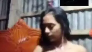 Today Exclusive- Cute Bangla Girl Showing Her Boobs