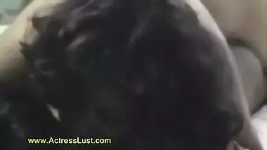 A desi wife records her Indian xxx video on her honeymoon