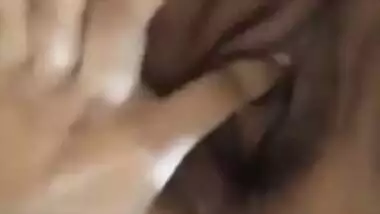 Hawt booby cutie fingering her virgin pussy