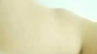 Live app cam girl showing big boobs and hot ass