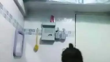 Desi girl showing in Bathroom