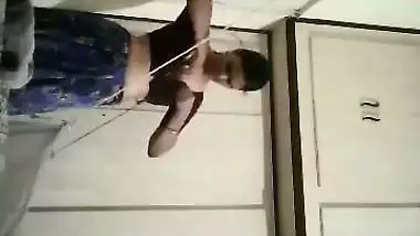 Nude mom wearing saree viral videos taken by son