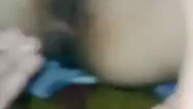 Fucks a young girl’s tight cunt in a desi sex video – Part 1