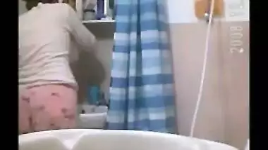 Bengali Beauty Sofia Shower - Movies. video2porn2