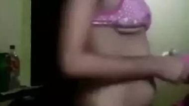 Horny Indian Girl Strips Her Cloths And Record Nude Video For Lover