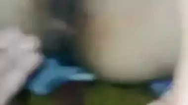 Guy fucks his sexy GF’s tight pussy in Hindi xxx MMS