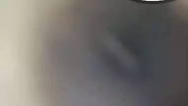 Desi tanker girlfriend shows big boobs on video call