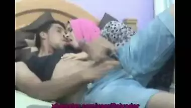 Hindi sex video of muslim college girl blowjob mms