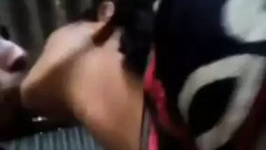 Video of sexy Bengali GF kissing and fucking with BF