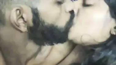 Mallu girl kissing her lover and big boobs showing