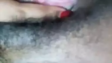 Bangladeshi girl hairy pussy show on selfie cam