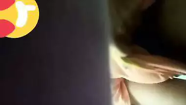 Mallu girl on live cam showing big boobs to lover