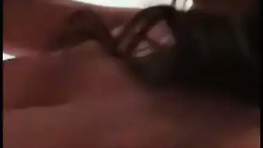 Gets a deep blowjob from a Chennai slut in Tamil xxx MMS