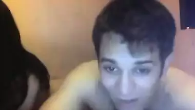 Sexy petite Gurgaon girl getting her tight...