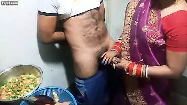 Desi Bhabhi fucking onKitchen