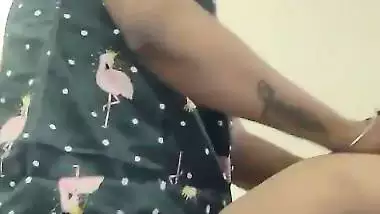 Indian shemale fucks a sexy babe in the doggy style