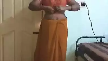 Desi indian horny tamil telugu kannada malayalam hindi cheating wife wearing saree vanitha showing big boobs and shaved pussy press hard boobs press 