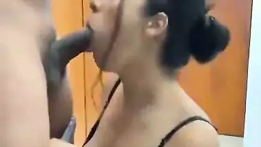Sexy secretary gives an Indian blowjob to her boss