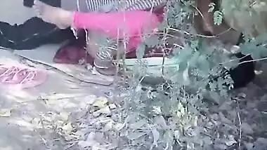 Cheap desi whore outdoor fucking