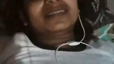 Kerala wife selfie video showing hairy pussy viral clip