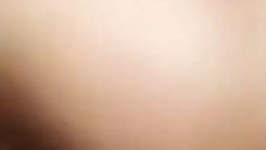 Horny Desi XXX bitch have a hardcore oral sex on camera MMS