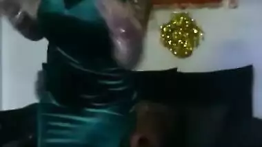 Paki girl hot dance 1