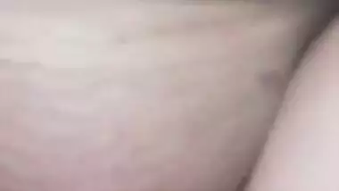 Aunty is proud of saggy tits and broken twat showing them in XXX clip