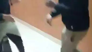 College girlfriend fucking in friend home viral MMS