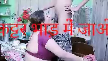 Sexy Desi XXX babe gets her virgin pussy hard fucked MMS