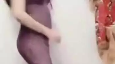 HOT DESI SELLER BABE SEXY DANCE