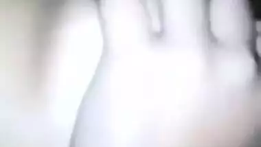 Desi cutie is horny and it's a reason to play with XXX melons